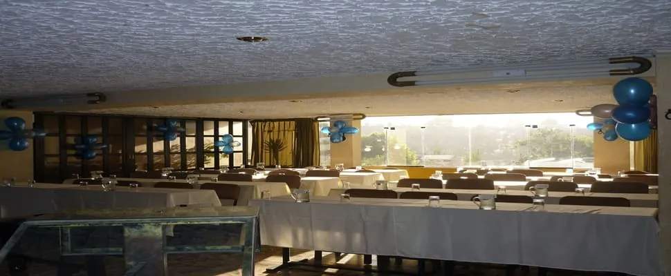 Salón Zacarías